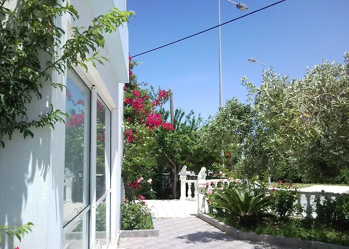 Aparthotel Apollon Rio