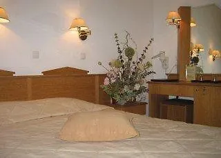 Apollon Aparthotel Rio