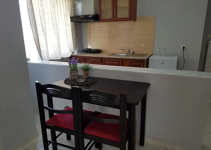 Apollon Aparthotel 2*